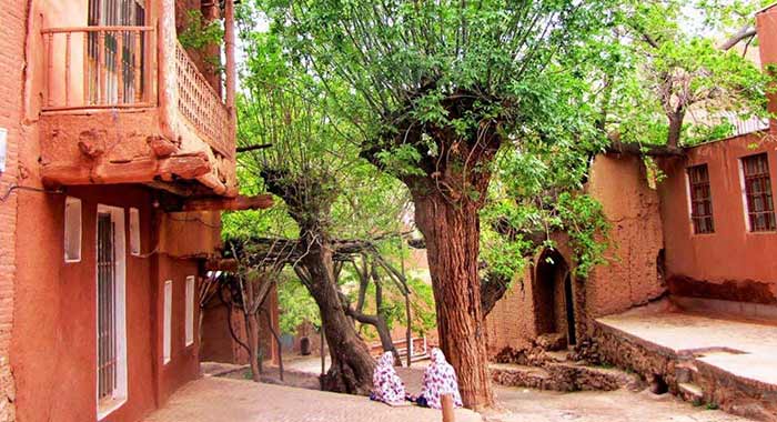 ابیانه: روستای سرخ کاشان