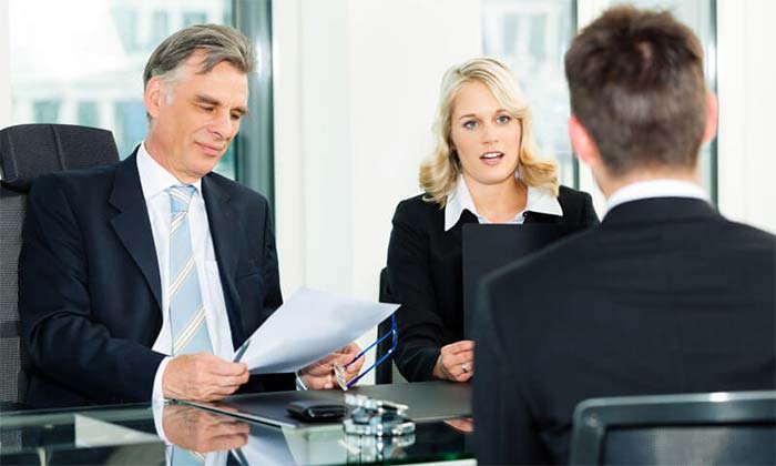 صحبت در مصاحبه حضوری 